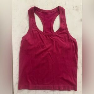 Lululemon Swiftly Tech Racerback Run
Tank Pink